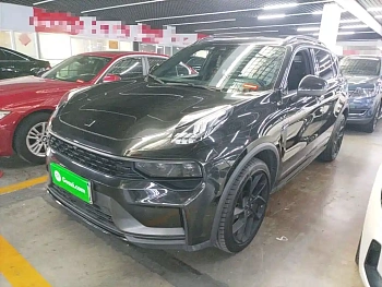 Lynk & Co 01 2021 2.0TD four-wheel drive dark night version купить по цене 2 279 468 ₽  на сайте DeffCars
