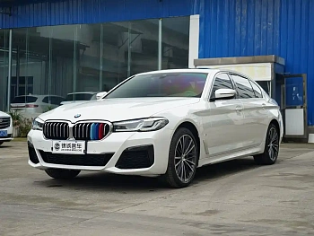 BMW 5 Series 2022 530Li Leading M Sports Package купить на сайте DeffCars