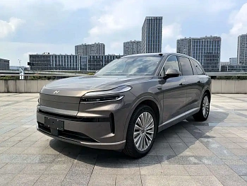 Ledo L90 2025 Ultra six-seater version купить на сайте DeffCars
