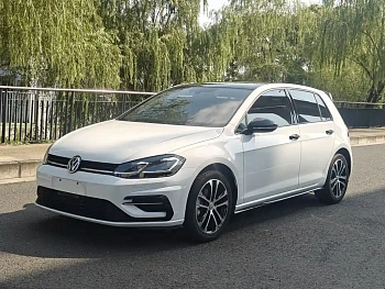 Golf 2020 Beloved Edition 280TSI DSG R-Line купить по цене 2 107 208 ₽  на сайте DeffCars