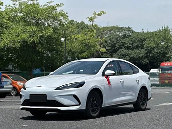 Seal 05 DM-i 2025 DM-i Intelligent Driving Edition 55KM Deluxe Model купить по цене 2 043 384 ₽  на сайте DeffCars