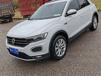 T-ROC Talk 2022 280TSI DSG Two-wheel drive Elite PLUS купить по цене 2 059 097 ₽  на сайте DeffCars