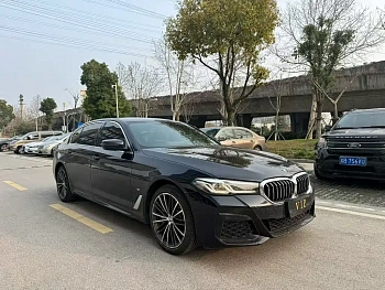 BMW 5 Series 2023 530Li Leading Luxury Package купить на сайте DeffCars
