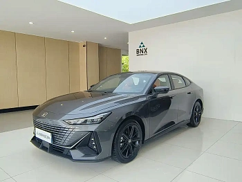 Changan UNI-V 2023 1.5T Premium Model купить по цене 2 146 751 ₽  на сайте DeffCars