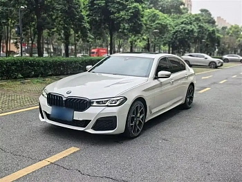 BMW 5 Series 2021 530Li Leading M Sports Package купить на сайте DeffCars
