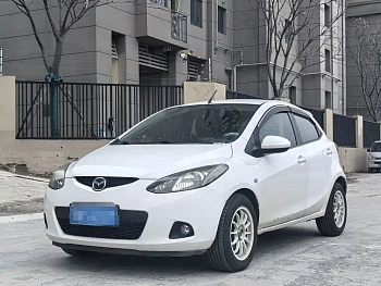 Mazda2 2012 hatchback 1.3L automatic standard version купить на сайте DeffCars