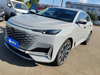 Changan UNI-K Smartphone iDD 2022 Blue Whale iDD 130km 1.5T Premium Model купить по цене 1 876 861 ₽  на сайте DeffCars