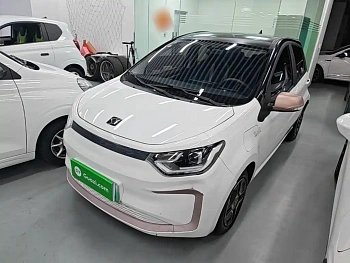 Huaxianzi 2021 model 302km fashion model 31.4kWh купить на сайте DeffCars