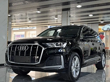 Audi Q7 2023 45 TFSI quattro S line sporty купить на сайте DeffCars