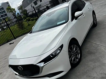 Mazda 3 Anksela 2020 1.5L Automatic Sunroof Edition купить по цене 1 972 818 ₽  на сайте DeffCars