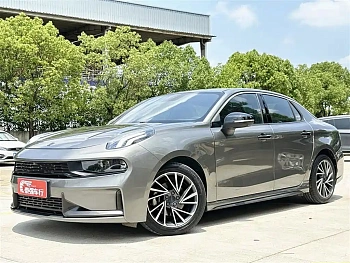 Lynk & Co 03 2022 model 2.0TD DCT Plus купить по цене 2 309 565 ₽  на сайте DeffCars