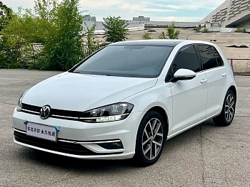 Golf 2020 200TSI DSG Comfortable купить по цене 1 853 374 ₽  на сайте DeffCars