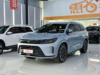 Wenjie M7 2024 1.5T rear-wheel drive Plus version 5-seater купить по цене 3 859 070 ₽  на сайте DeffCars