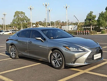 Lexus ES 2020 300h Excellence Edition купить на сайте DeffCars