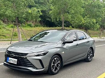 Cruze 2023 1.3T light hybrid automatic exclusive version купить по цене 1 765 114 ₽  на сайте DeffCars