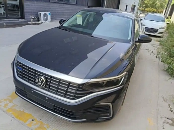 Passat Plug-in Hybrid 2025 430PHEV Hybrid Business Edition купить на сайте DeffCars