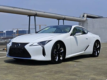 Lexus LC 2023 500h sports version купить по цене 26 355 510 ₽  на сайте DeffCars