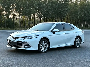 Camry 2018 2.5G Deluxe Edition купить на сайте DeffCars