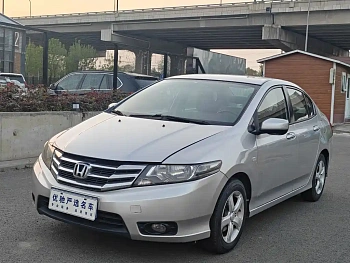 Fengfan Classic 2014 Fashion 1.5L Manual Elite Edition купить на сайте DeffCars