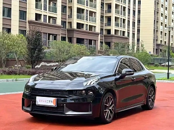 Lynk & Co 03 2021 2.0TD Automatic Pro купить на сайте DeffCars