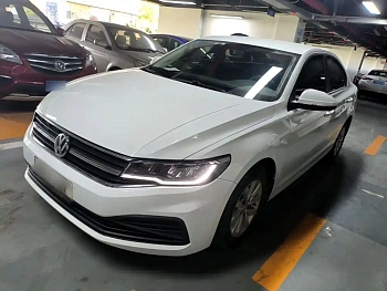 Bora 2019 1.5L manual fashion model купить на сайте DeffCars