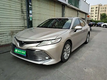Camry 2018 2.0G Deluxe Edition купить на сайте DeffCars