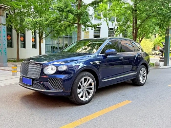 Bentayga 2022 4.0T V8 купить на сайте DeffCars