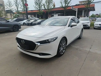 Mazda3 Angkesela 2022 2.0L Automatic Premium Edition купить на сайте DeffCars