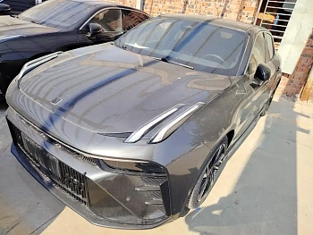 Lynk & Co 03 2023 model 1.5TD DCT Plus купить по цене 2 146 751 ₽  на сайте DeffCars