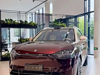 Wenjie M9 2025 extended range Ultra version 52kWh 6-seater version купить на сайте DeffCars