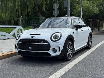 MINI CLUBMAN 2023 facelift 2.0T COOPER S Connoisseur купить на сайте DeffCars