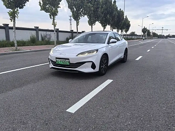 Seal 06 New Energy 2024 DM-i 120KM Exclusive Model купить по цене 2 463 273 ₽  на сайте DeffCars