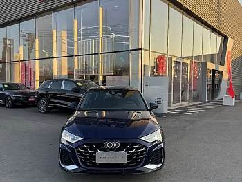 Audi A3 2025 A3L Limousine 35TFSI Flying Spur Exclusive купить на сайте DeffCars