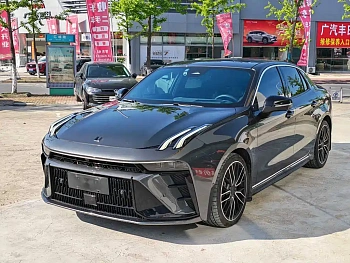 Lynk & Co 03 2023 2.0TD DCT Halo купить на сайте DeffCars