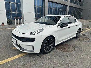 Lynk & Co 03 2021 model 1.5TD DCT Power Pro Lynk & Co 03 2021 model 1.5TD DCT Power Pro купить по цене 1 699 310 ₽  на сайте DeffCars
