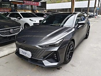 Changan UNI-V 2023 1.5T premium model купить на сайте DeffCars