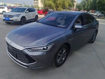 Qin PLUS 2024 Honor Edition DM-i 55KM Leading Model купить по цене 1 971 661 ₽  на сайте DeffCars