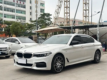 BMW 5 Series 2019 530Li Leading M Sports Package купить на сайте DeffCars