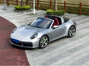 Porsche 911 2023 Targa 4 3.0T купить по цене 26 984 988 ₽  на сайте DeffCars