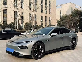 Xpeng P7 2023 model P7i 702 Pro купить на сайте DeffCars