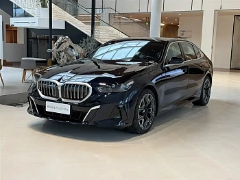 BMW 5 Series 2025 530Li Exclusive M Sports Package купить на сайте DeffCars