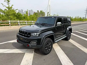 Beijing Off-Road BJ40 2023 2.0D Automatic Four-wheel Drive Blade Hero Edition Knight Type купить на сайте DeffCars