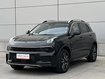 Lynk & Co 01 2021 2.0TD Two-wheel drive Pro купить по цене 2 153 063 ₽  на сайте DeffCars