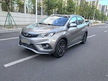 Southeast DX3 2018 1.5T CVT premium model купить на сайте DeffCars
