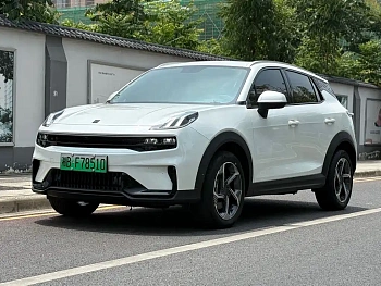 Lynk & Co 06 EM-P 2022 PHEV 84KM battery life version Pro купить по цене 2 307 106 ₽  на сайте DeffCars