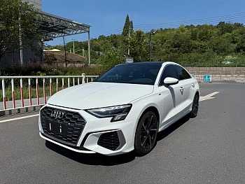 Audi A3 2021 A3L Limousine 35 TFSI Fashion and Sports купить по цене 2 225 189 ₽  на сайте DeffCars