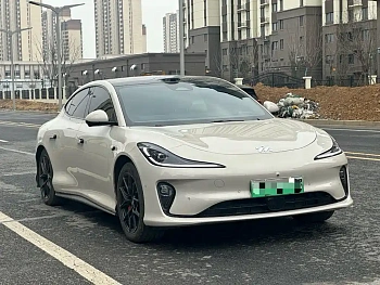 Zhiji L6 2025 Max+ купить на сайте DeffCars