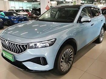 Lantu FREE 2021 two-wheel drive standard pure electric city version купить по цене 2 523 376 ₽  на сайте DeffCars