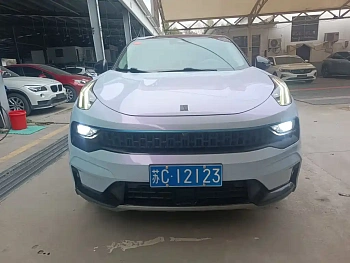 Lynk & Co 05 2020 2.0TD two-wheel drive shines Halo купить на сайте DeffCars