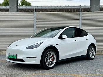 Model Y 2022 long-range all-wheel drive version купить на сайте DeffCars